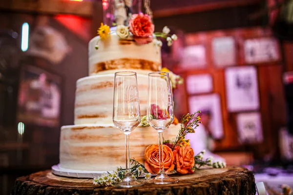 Cake and champagne